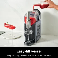 Ninja SLUSHi Slushie Machine and Tote Bag