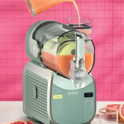 Ninja SLUSHi XL Slushie Machine in Green, 10+ Servings