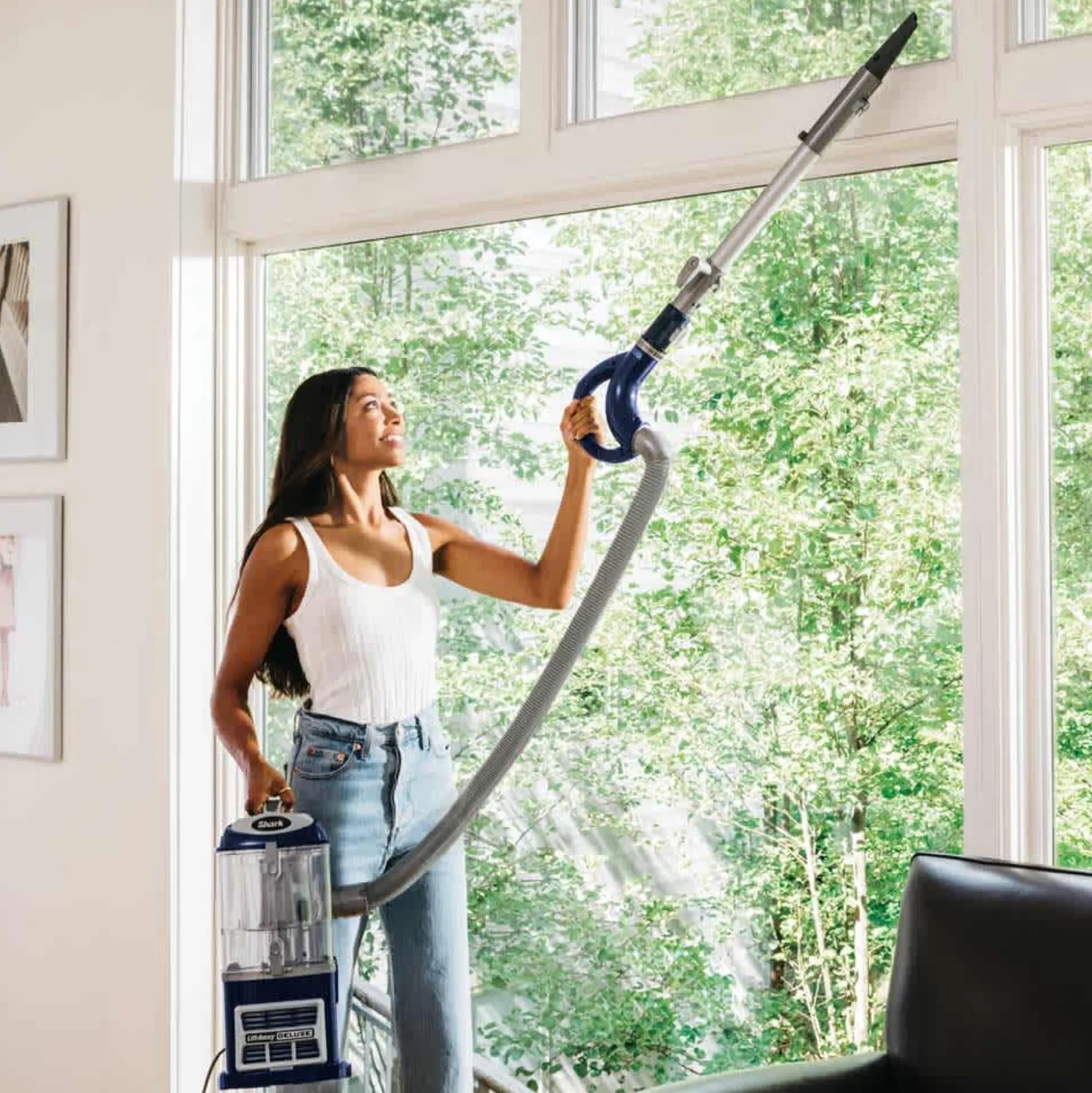 Shark Navigator® Deluxe Upright Vacuum