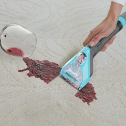 Shark StainStriker™ Hairpro Pet Carpet Cleaner